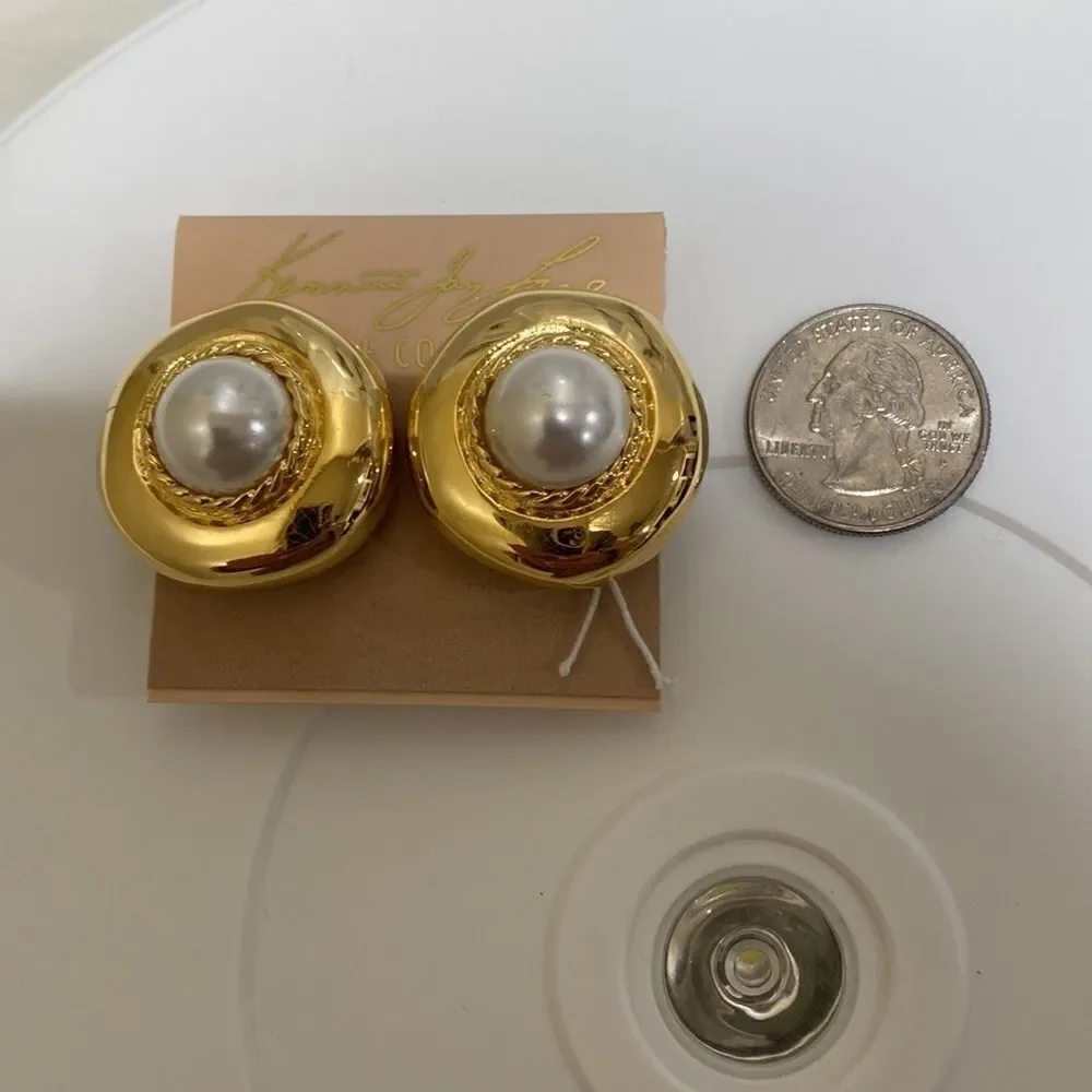 𝅺KENNETH Jay Lane Faux Pearl Gold Tone Earrings - Picture 5 of 6